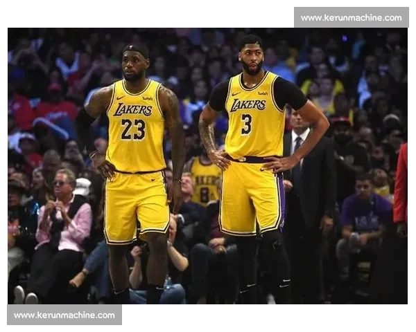 湖人对阵热火第二战聚焦詹眉爆发与系列赛走势转折点关键时刻博弈